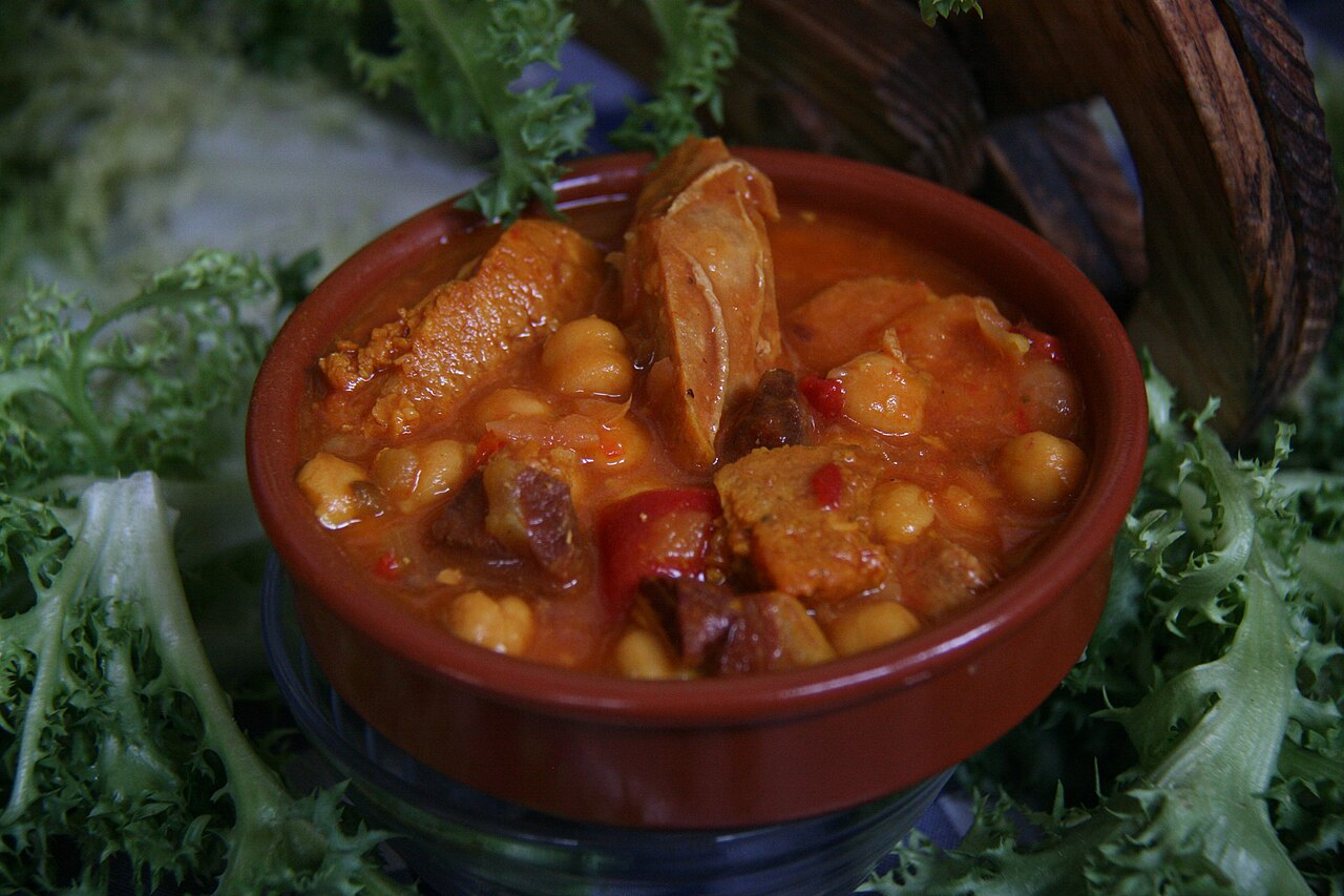 Bowl of Andorran escudella stew
